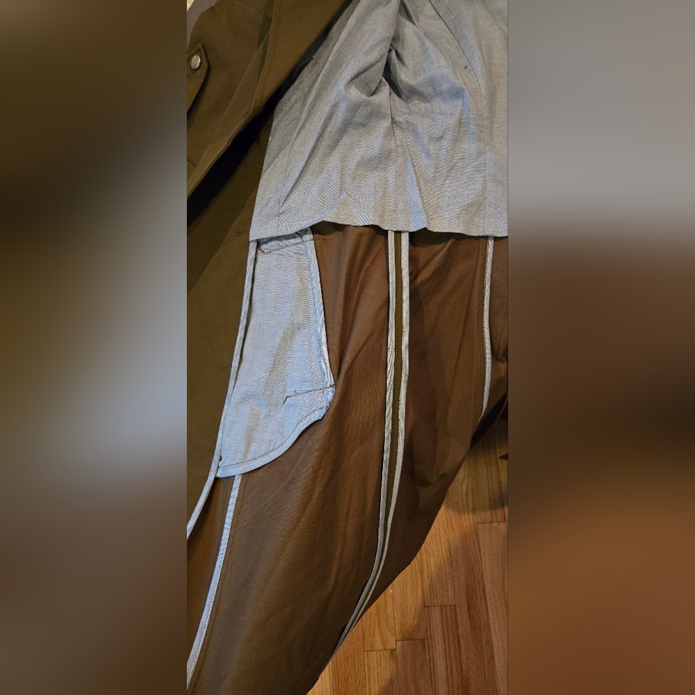 Runway Collection Olive Green Short Sleeve Trench Coat - Picture 4 of 5